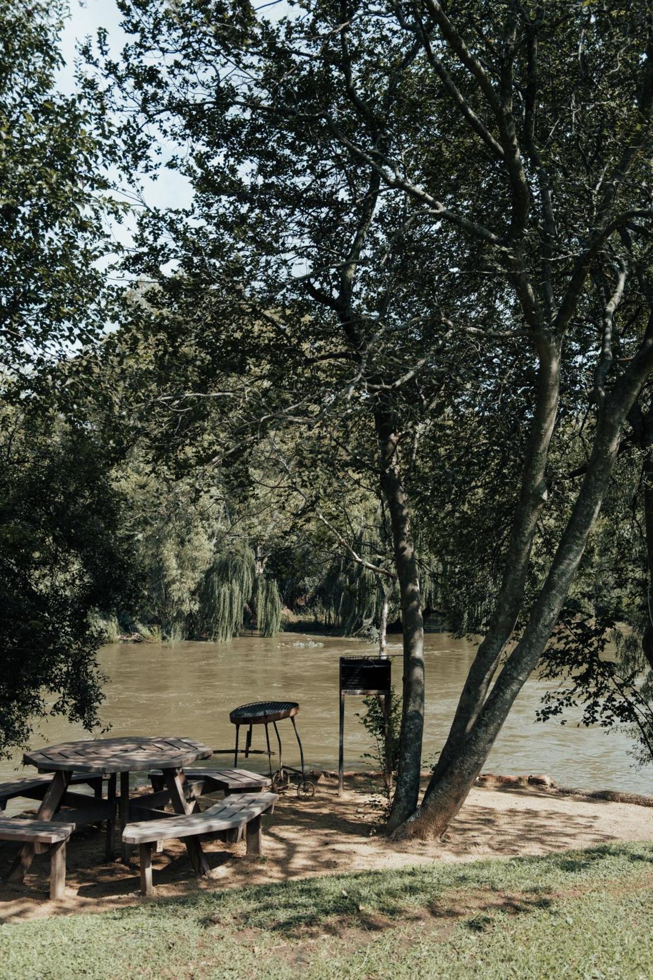 Breathe River Retreat Parys Esterno foto